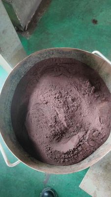 Additif pour aliments pour poissons séché par atomisation, riche en protéines, faible en cendres, faible en humidité